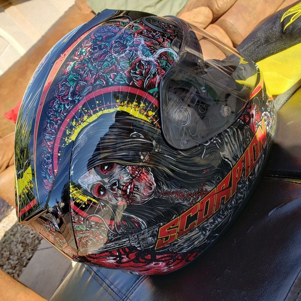 **Like New Scorpion Helmet**